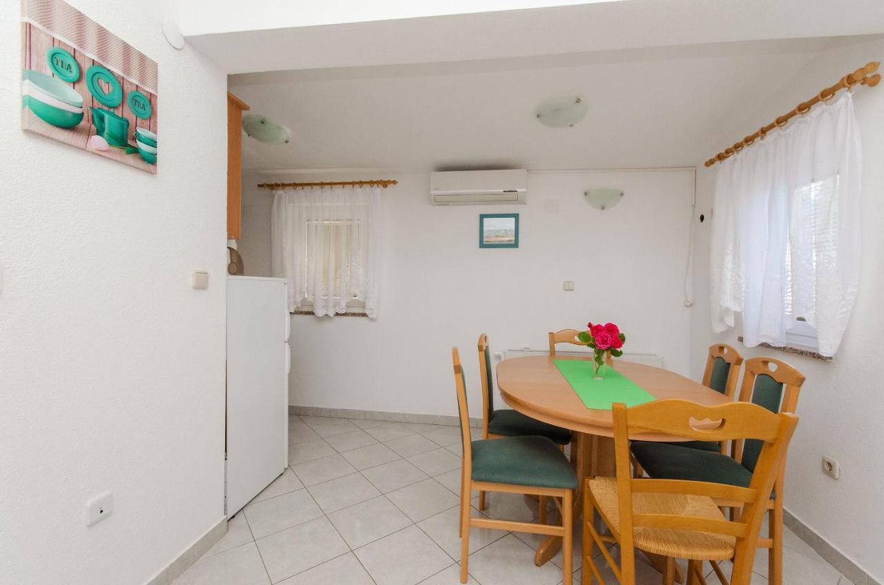 Apartments Marija Ivana Сень Экстерьер фото